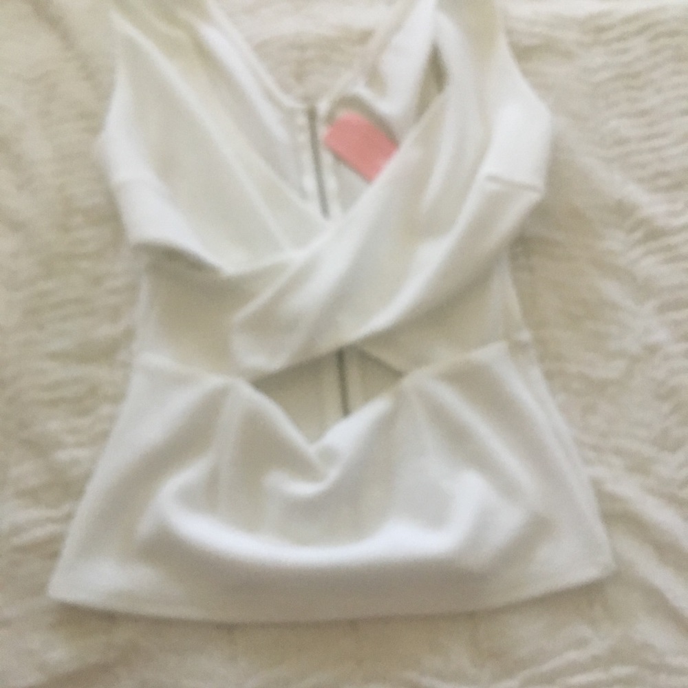Romper - Picture 3 of 8